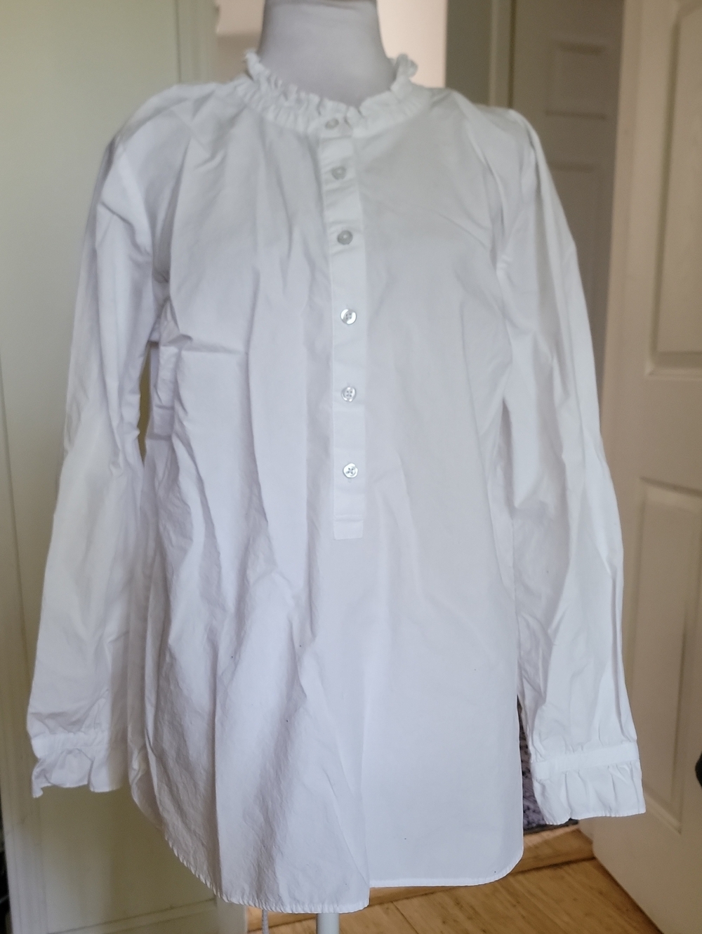 Talbots Classic White Long-Sleeve Button Front Shirt